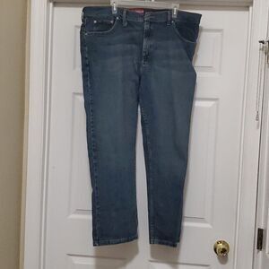 Lee Premium Select mens 42x30 straight leg blue jean